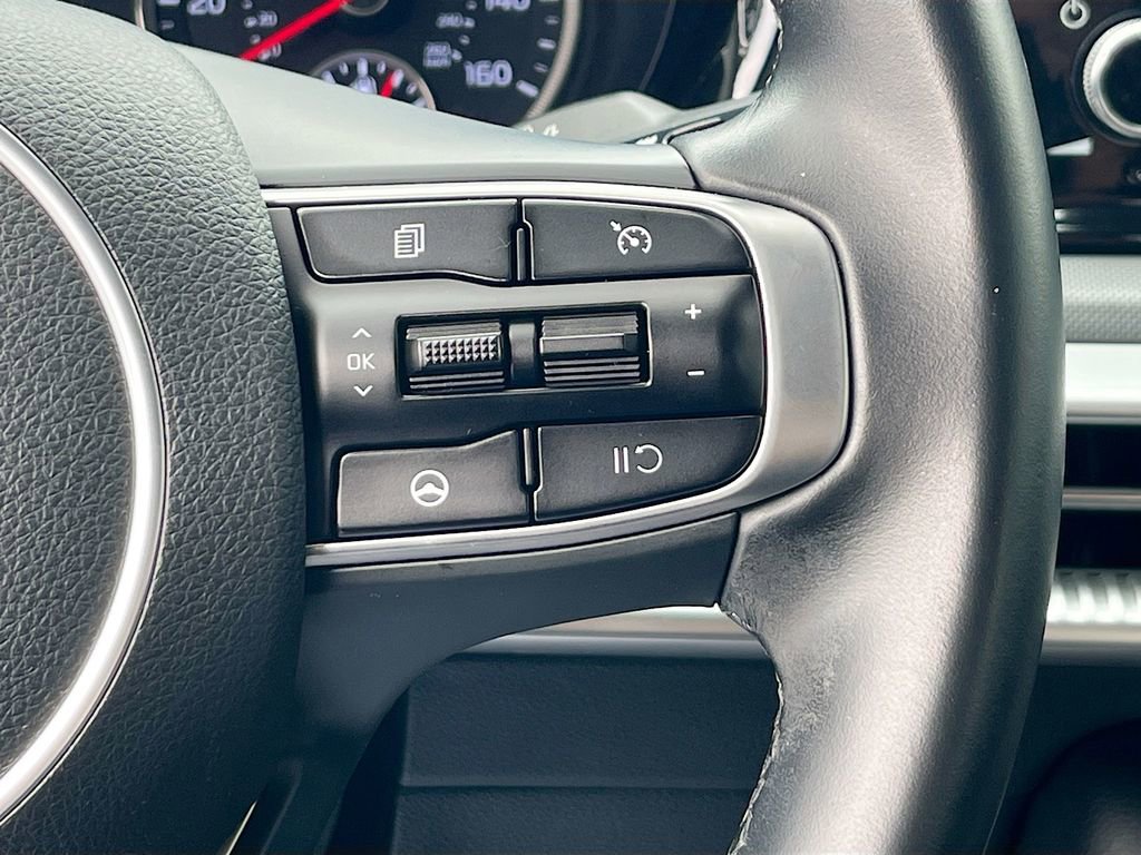 Certified 2022 Kia K5 LXS AWD/4WD image 19