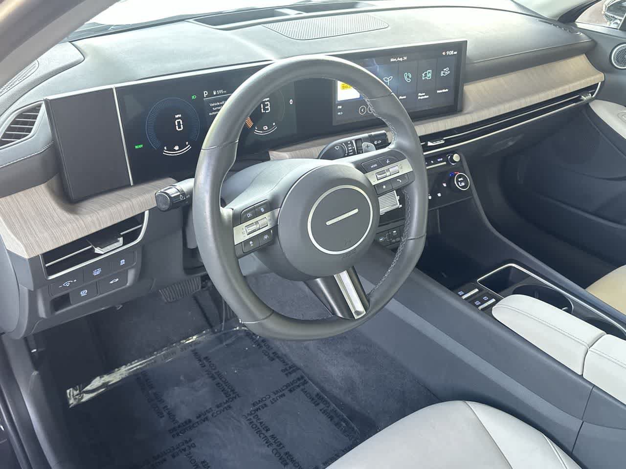 Used 2025 Hyundai Sonata SEL FWD image 13