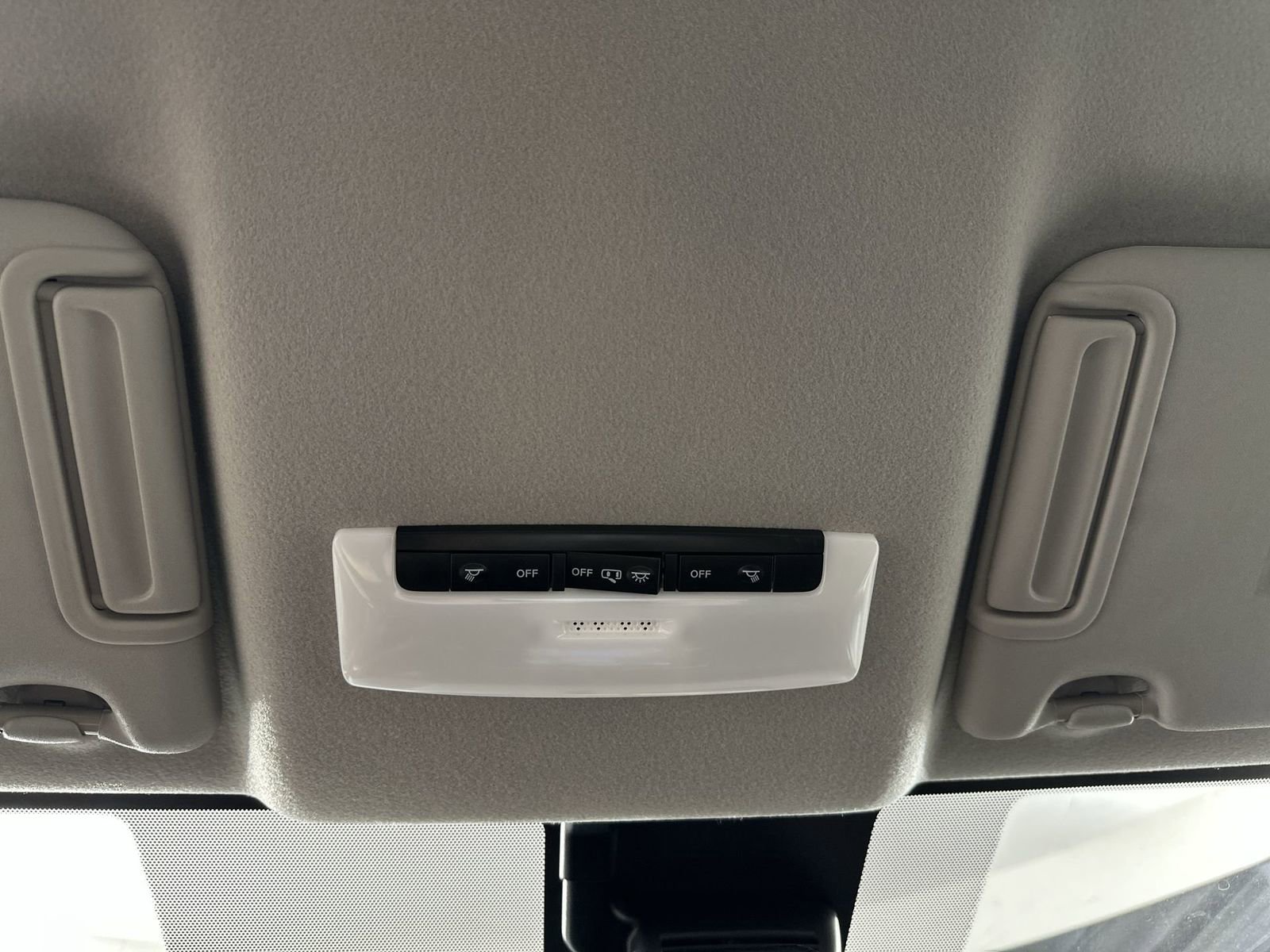 New 2025 Nissan Versa SV FWD image 22