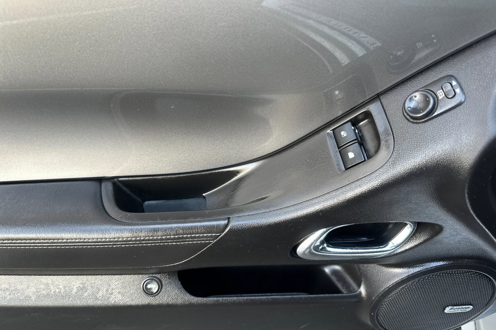 Used 2010 Chevrolet Camaro SS w/ RS Package image 11