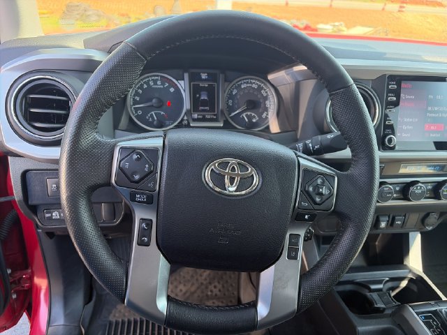 Used 2021 Toyota Tacoma SR5 AWD/4WD image 24