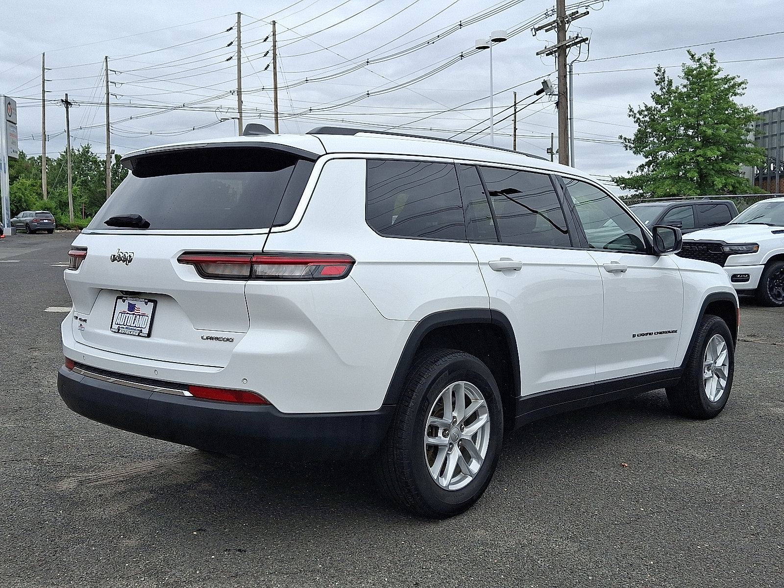 Used 2022 Jeep Grand Cherokee L Laredo w/ Luxury Tech Group I image 7