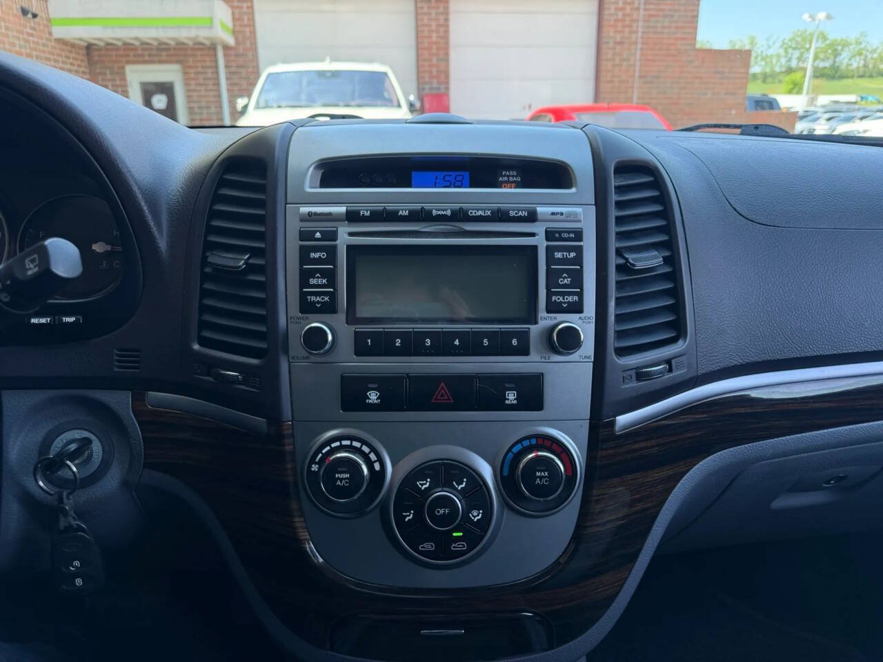 Used 2012 Hyundai Santa Fe GLS AWD/4WD image 7
