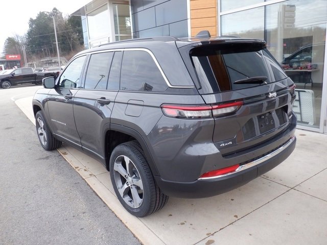 New 2025 Jeep Grand Cherokee Limited w/ Trailer Tow Package image 9