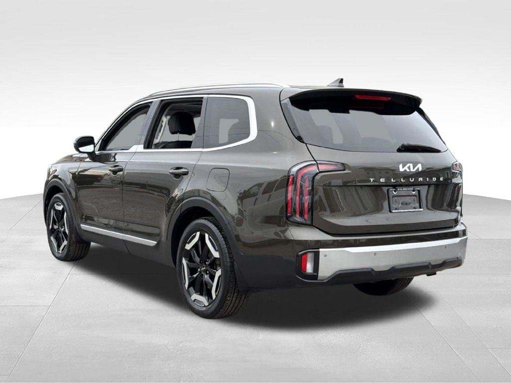 Used 2023 Kia Telluride EX AWD/4WD image 8