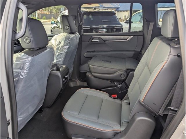 New 2026 GMC Acadia AT4 w/ Luxury Package image 10