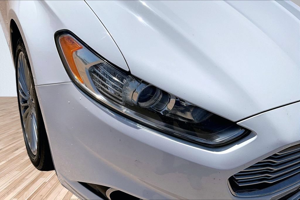 Used 2016 Ford Fusion Titanium FWD image 26
