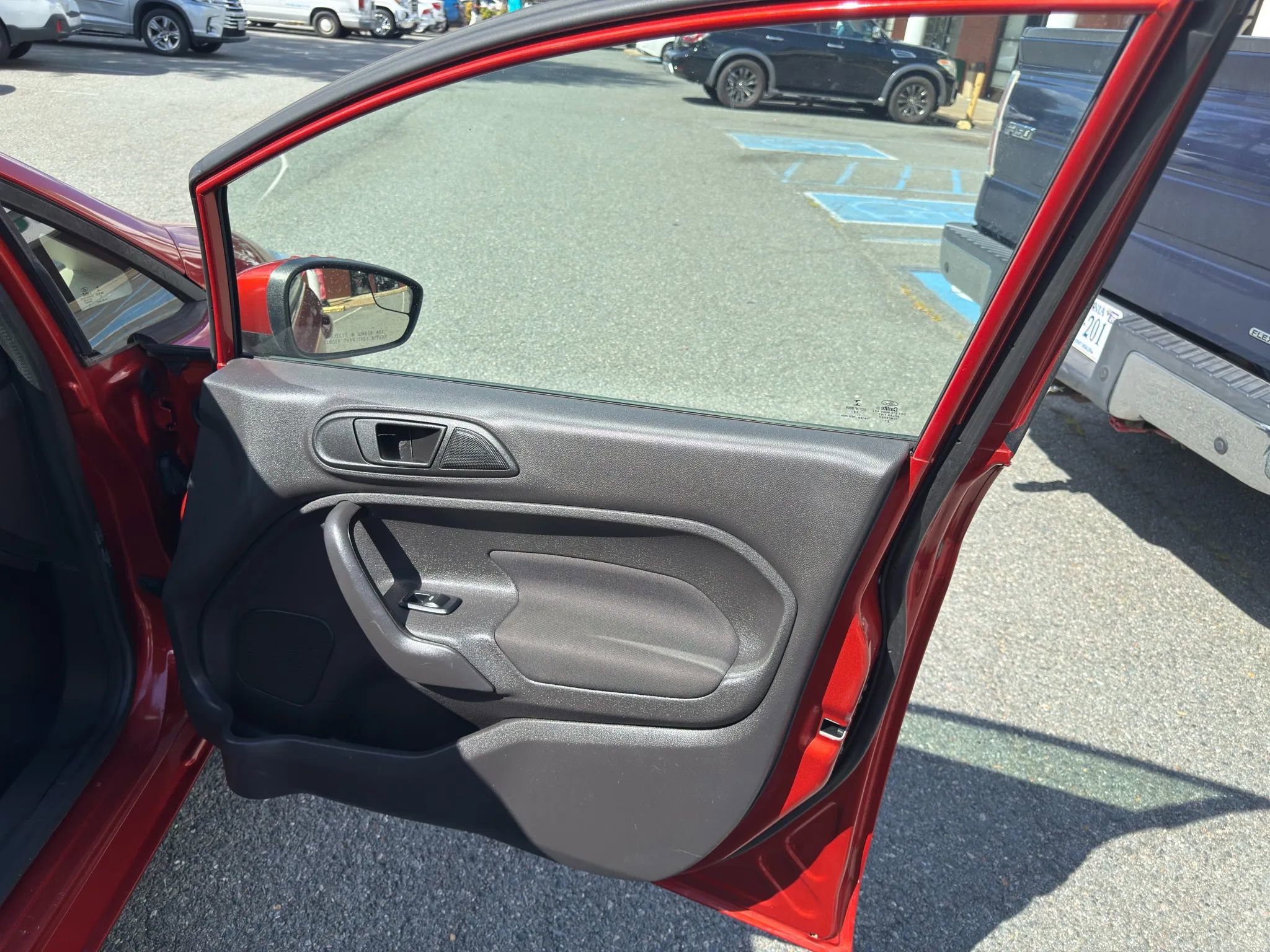 Used 2019 Ford Fiesta SE image 13