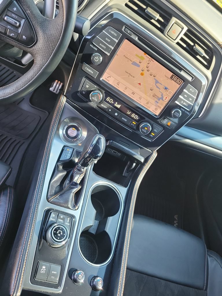 Used 2020 Nissan Maxima SR w/ Sport Mat Group FWD image 39