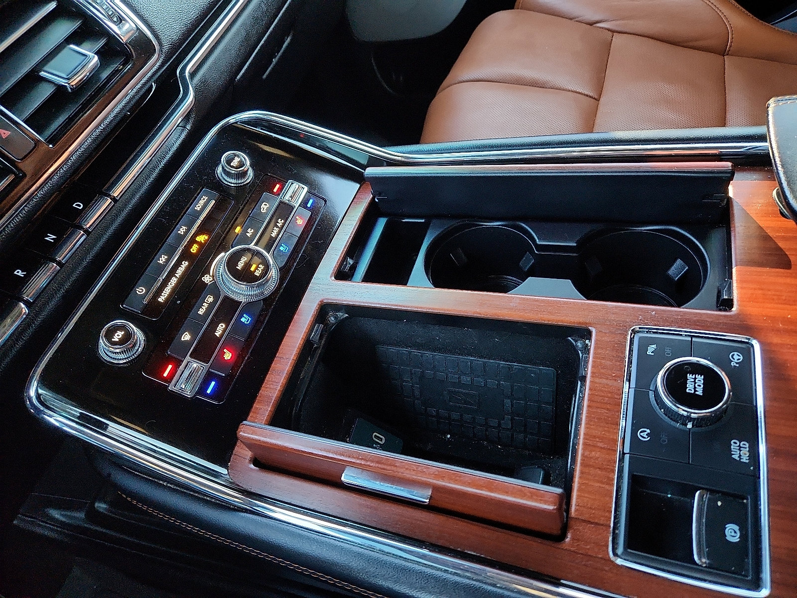 Used 2021 Lincoln Navigator L Reserve w/ Luxury Package image 20