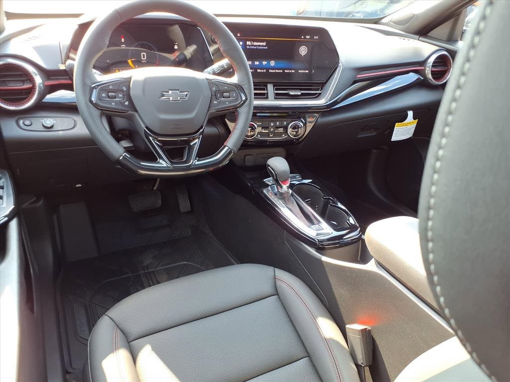 New 2026 Chevrolet Trax RS w/ Sunroof Package image 13