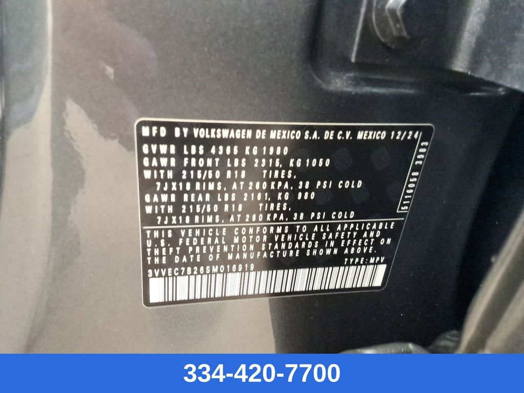 Certified 2025 Volkswagen Taos SE w/ Panoramic Sunroof Package image 30