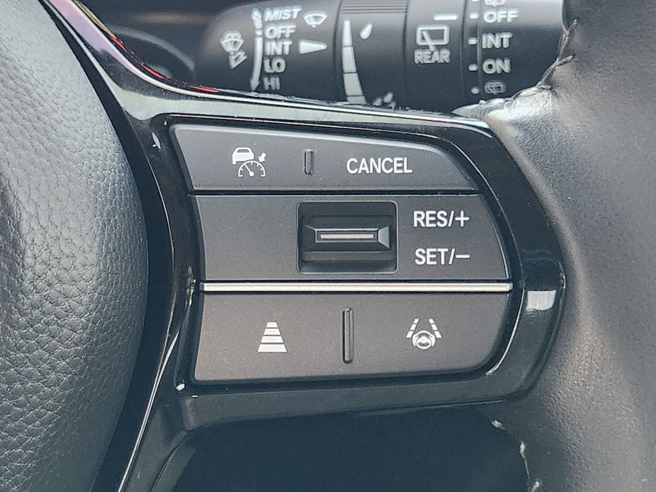 Certified 2024 Honda HR-V EX-L image 28