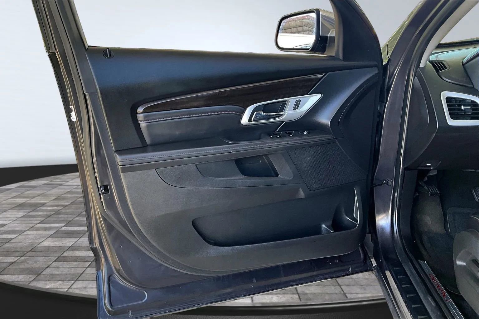 Used 2013 GMC Terrain Denali FWD image 17