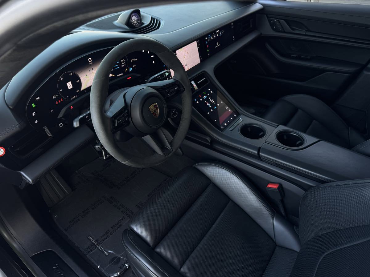 Used 2023 Porsche Taycan GTS AWD/4WD image 15