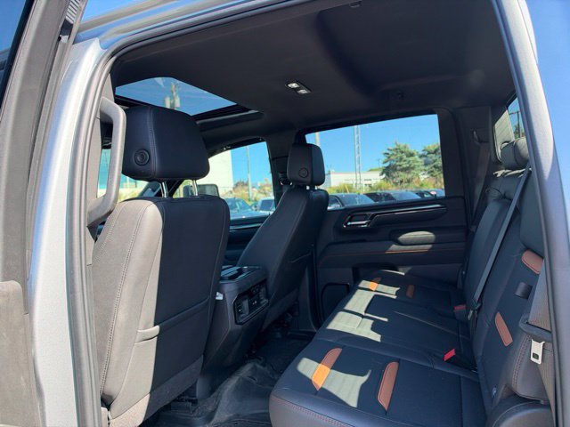 Used 2025 GMC Sierra 3500 AT4 w/ AT4 Premium Plus Package AWD/4WD image 17