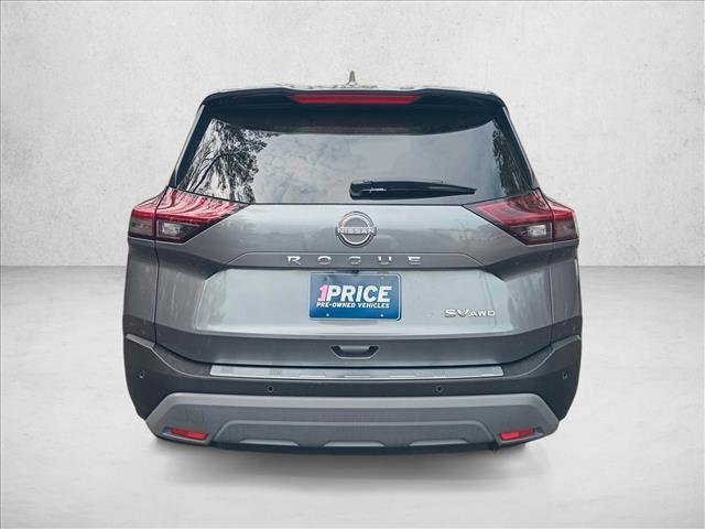 Used 2023 Nissan Rogue SV image 6