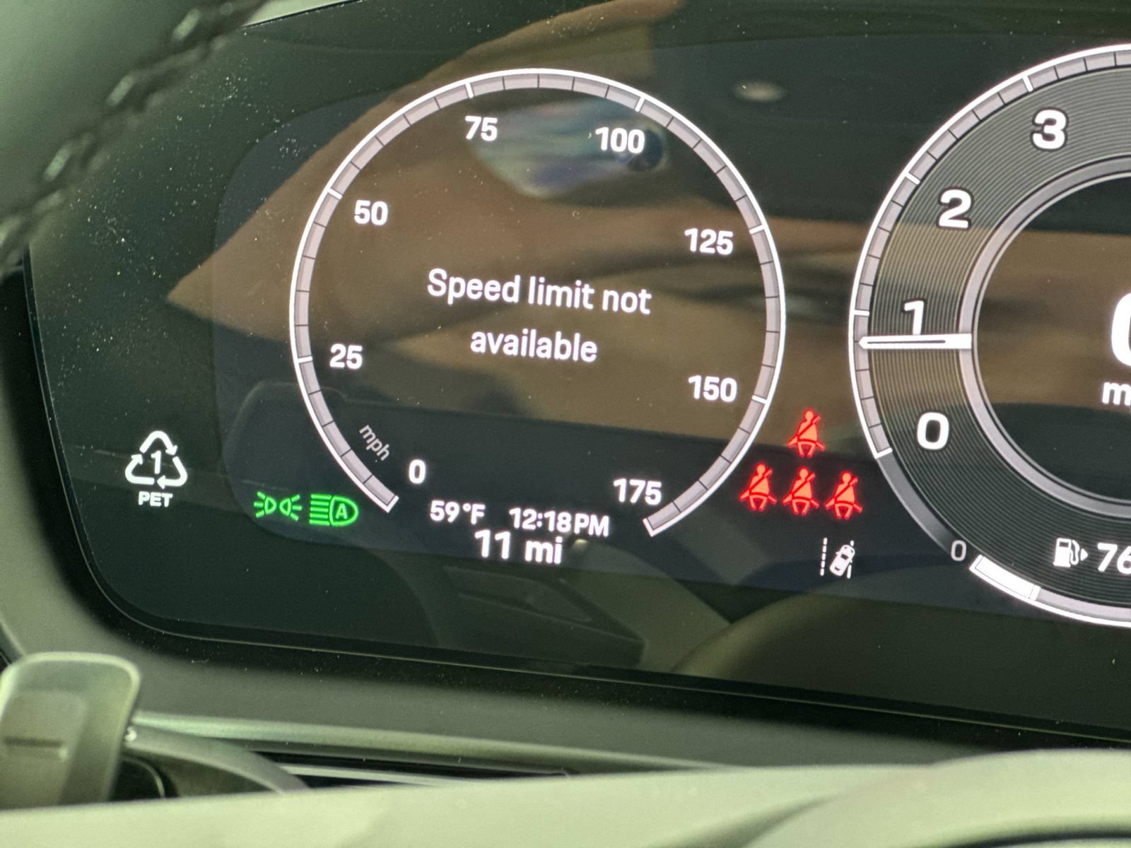 Certified 2026 Porsche Cayenne AWD/4WD image 32