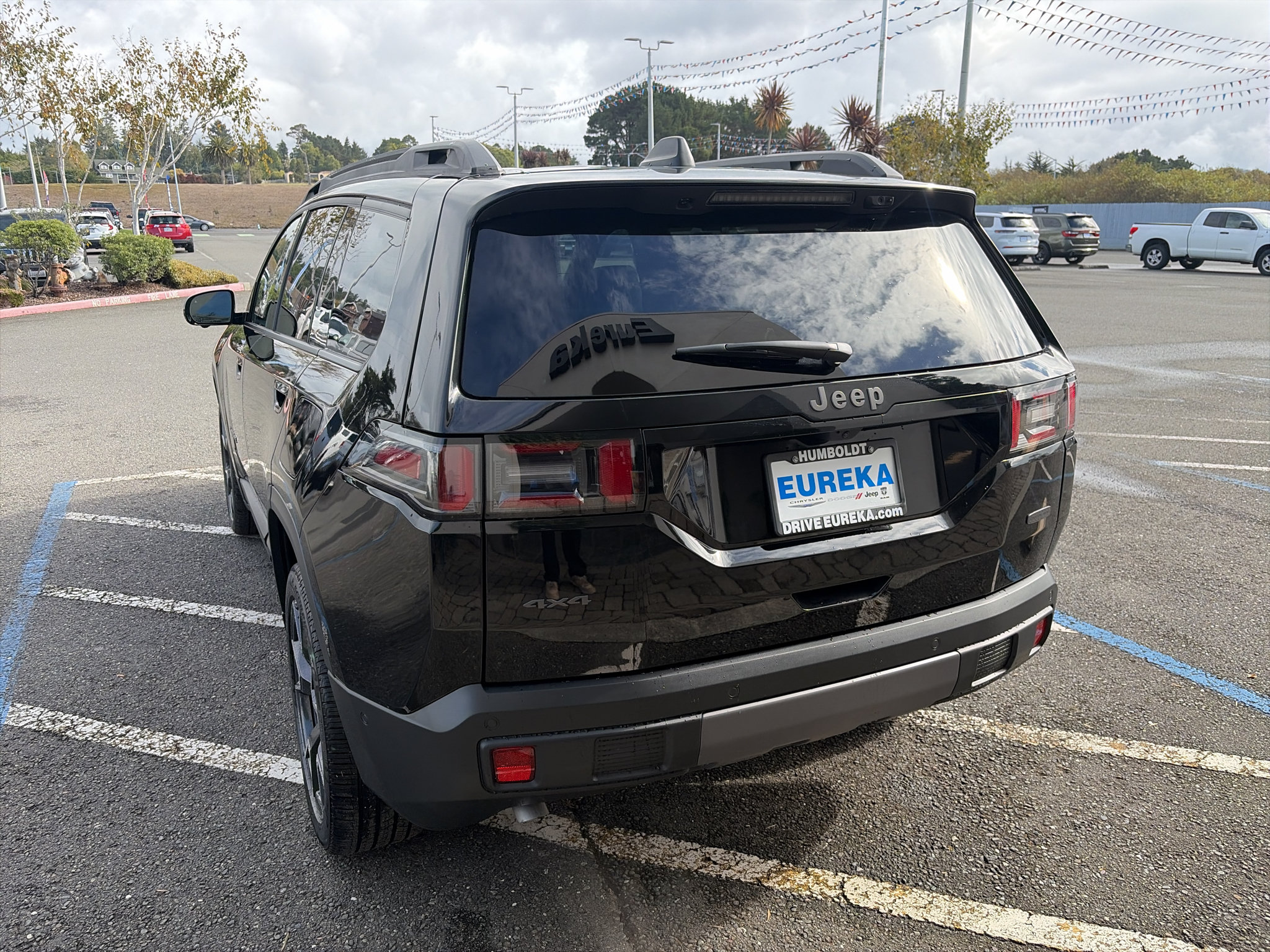 New 2026 Jeep Cherokee Overland AWD/4WD image 15