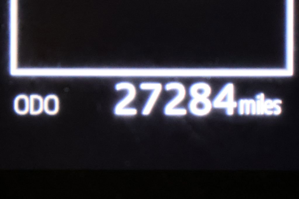 Used 2022 Toyota Camry LE image 25