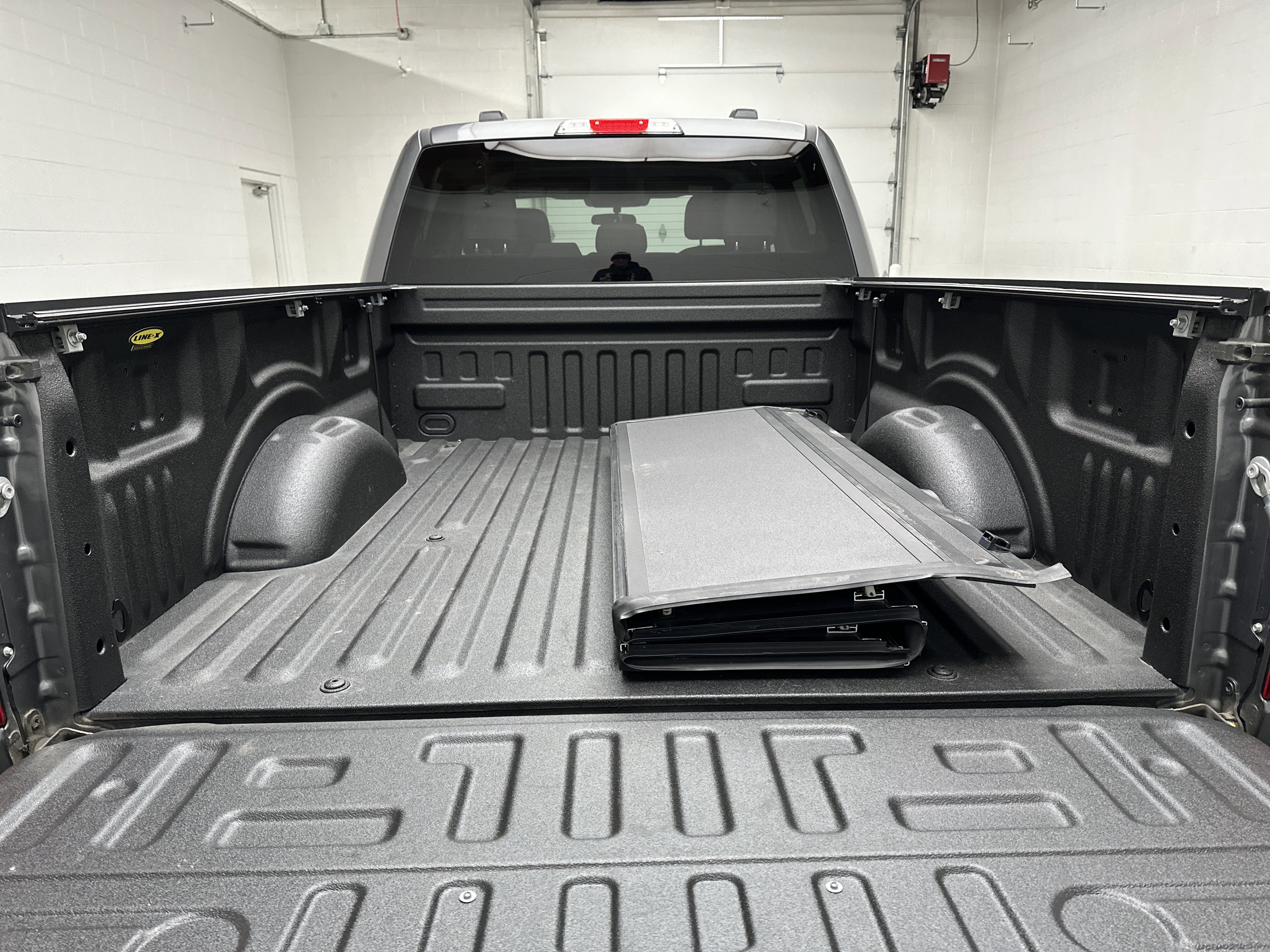 Used 2023 Ford F150 XLT w/ XTR Package image 17