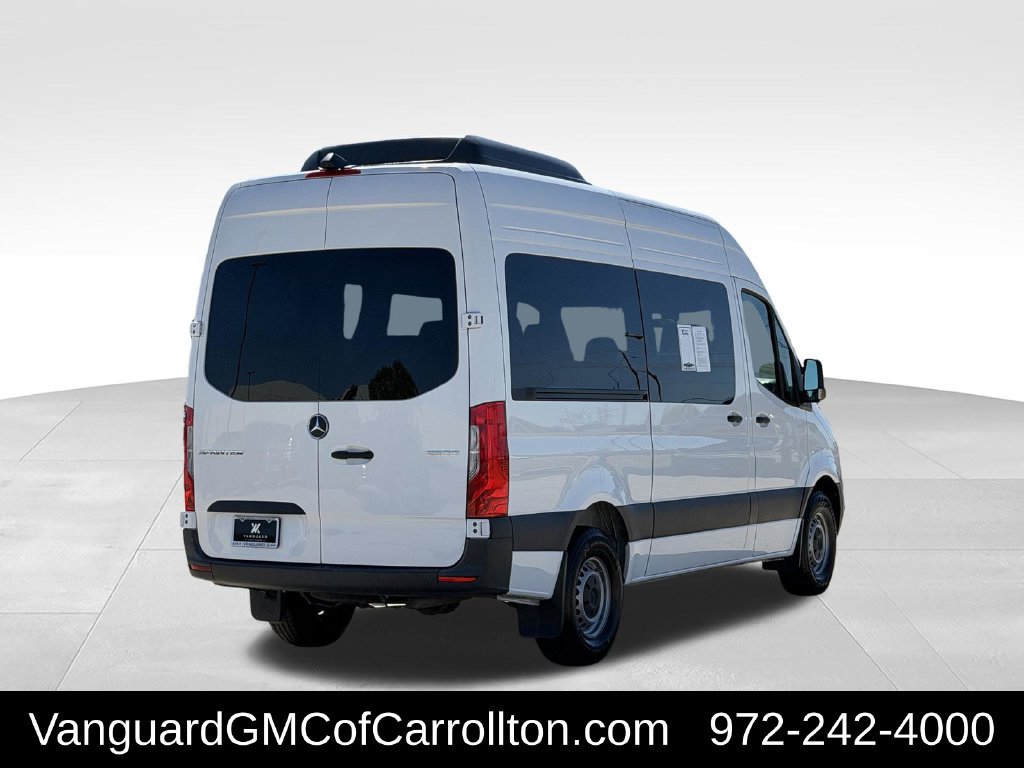 Used 2025 Mercedes-Benz Sprinter 2500 image 9