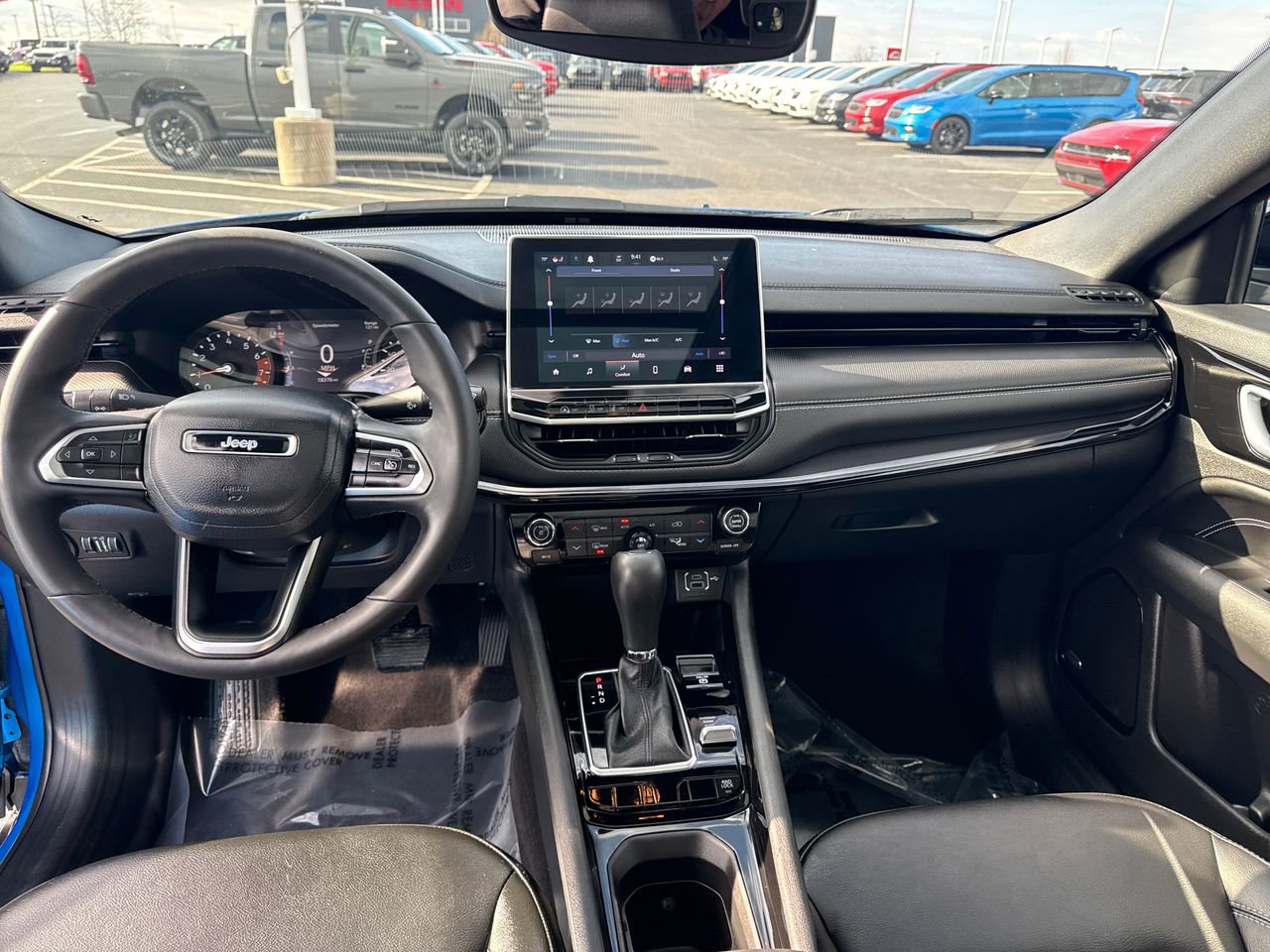 Used 2023 Jeep Compass Latitude w/ Sun and Sound Group AWD/4WD image 14