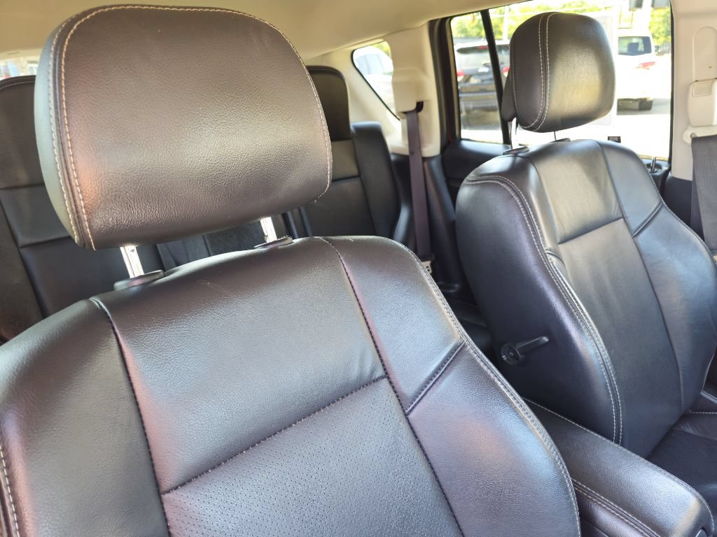 Used 2017 Jeep Compass High Altitude FWD image 50