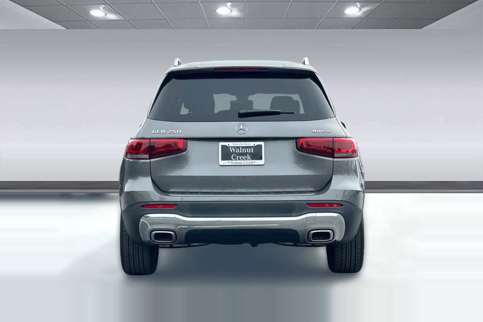 Used 2023 Mercedes-Benz GLB 250 4MATIC image 10