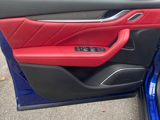 Used 2019 Maserati Levante GTS image 18