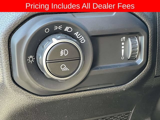 Used 2023 Jeep Gladiator Mojave AWD/4WD image 19