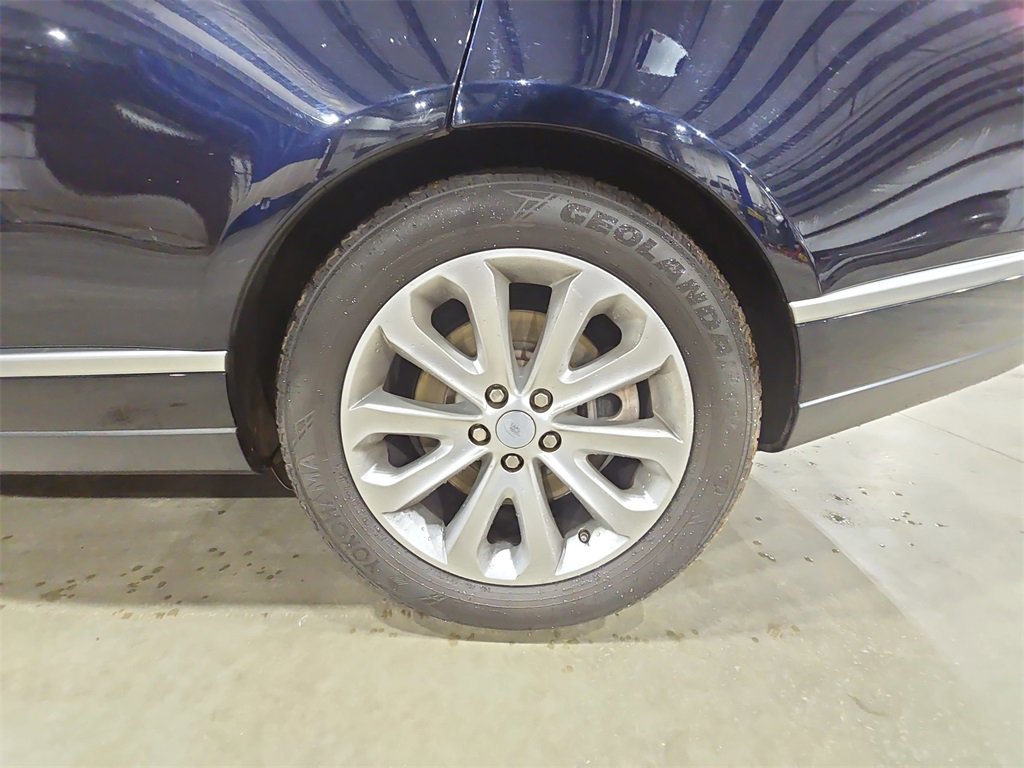 Used 2016 Land Rover Range Rover HSE image 34