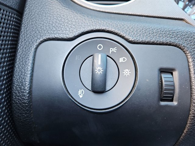 Used 2014 Ford Mustang Convertible image 27