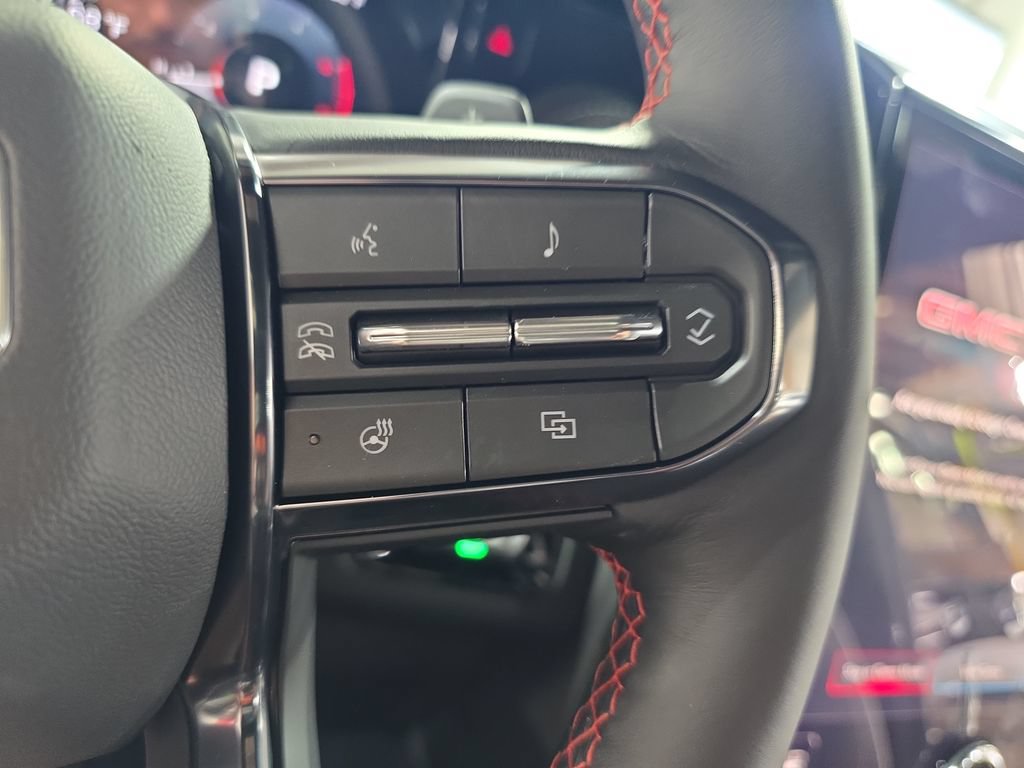 New 2026 GMC Yukon AT4 Ultimate AWD/4WD image 18