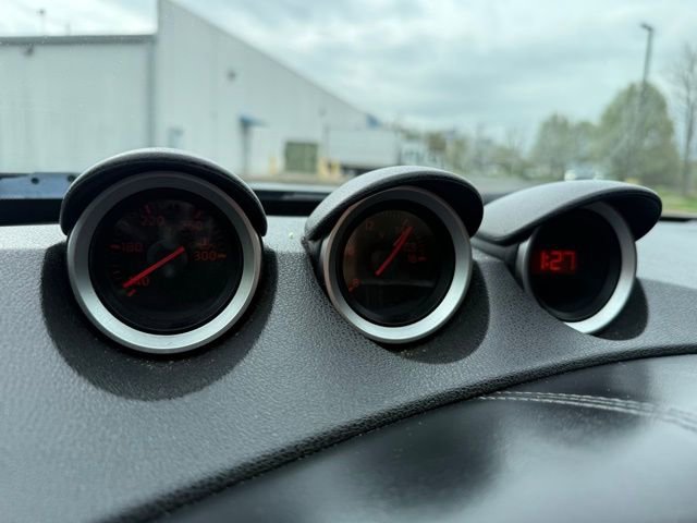 Used 2013 Nissan 370Z Coupe image 23