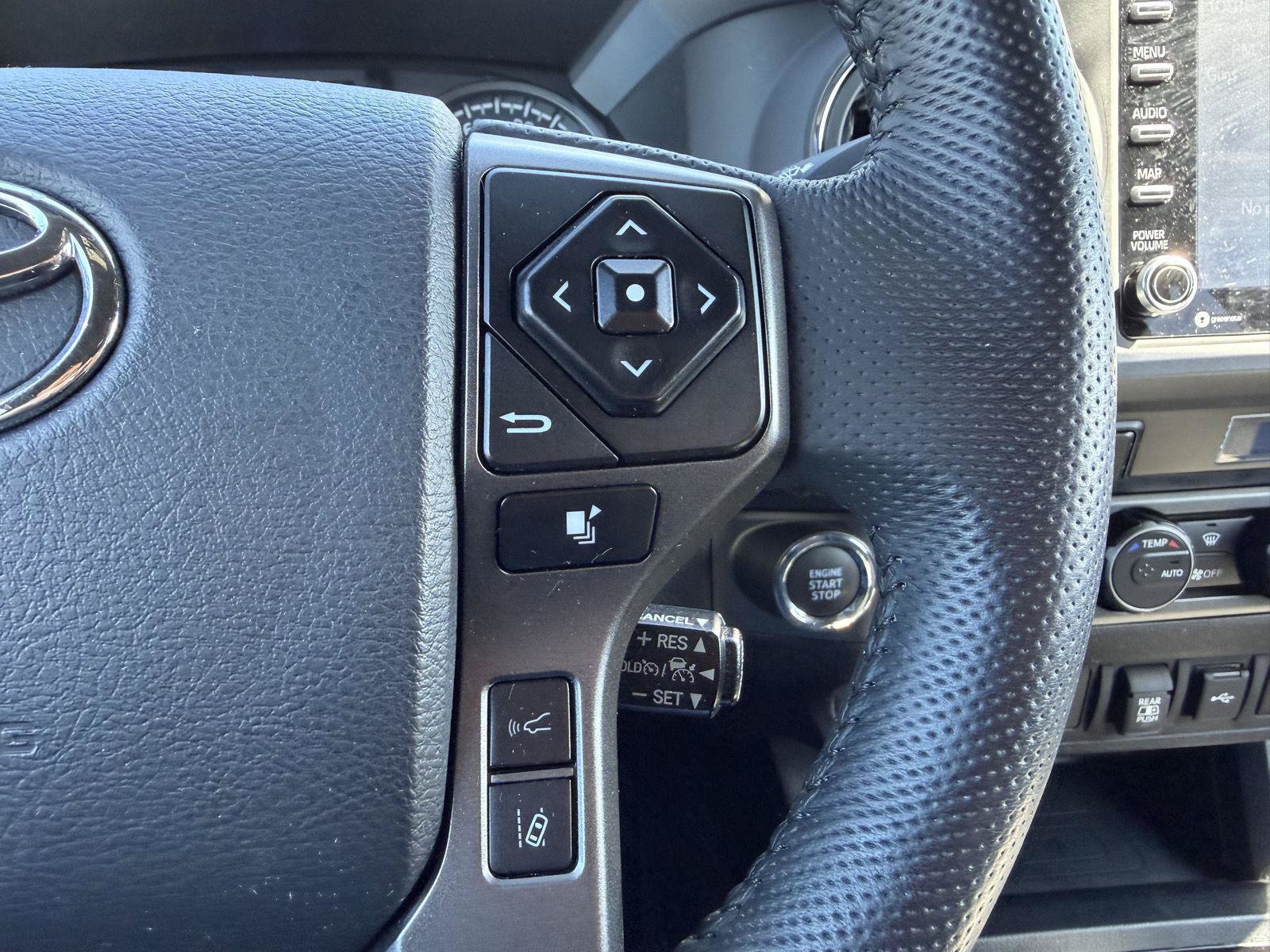 Used 2023 Toyota Tacoma TRD Off-Road AWD/4WD image 15