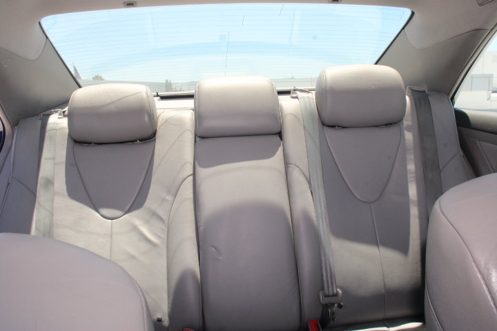 Used 2011 Toyota Camry XLE w/ XLE Extra-Value Pkg #2 FWD image 23
