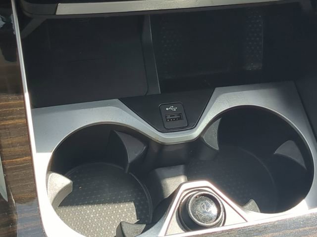 Used 2020 BMW X7 xDrive40i w/ Cold Weather Package AWD/4WD image 25