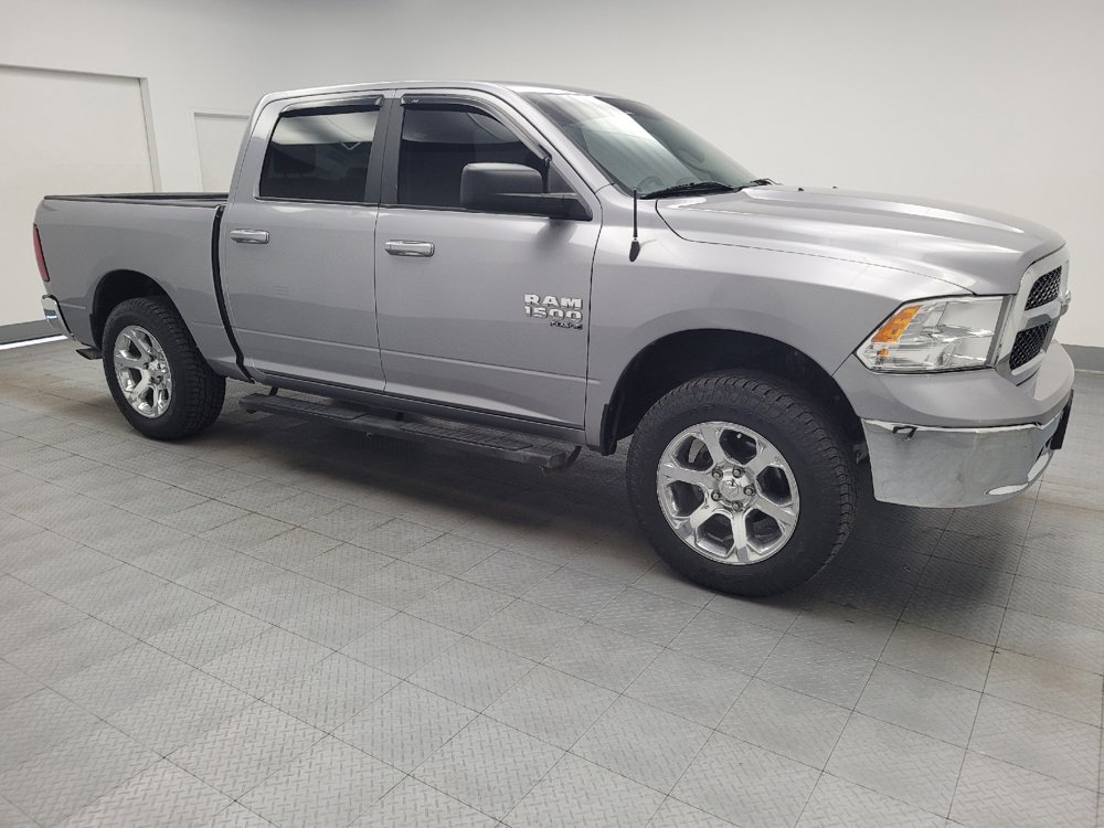Used 2021 RAM 1500 Classic SLT RWD image 11