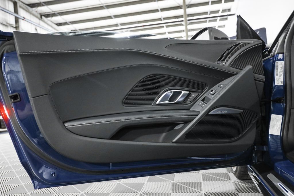 Used 2023 Audi R8 V10 performance AWD/4WD image 30