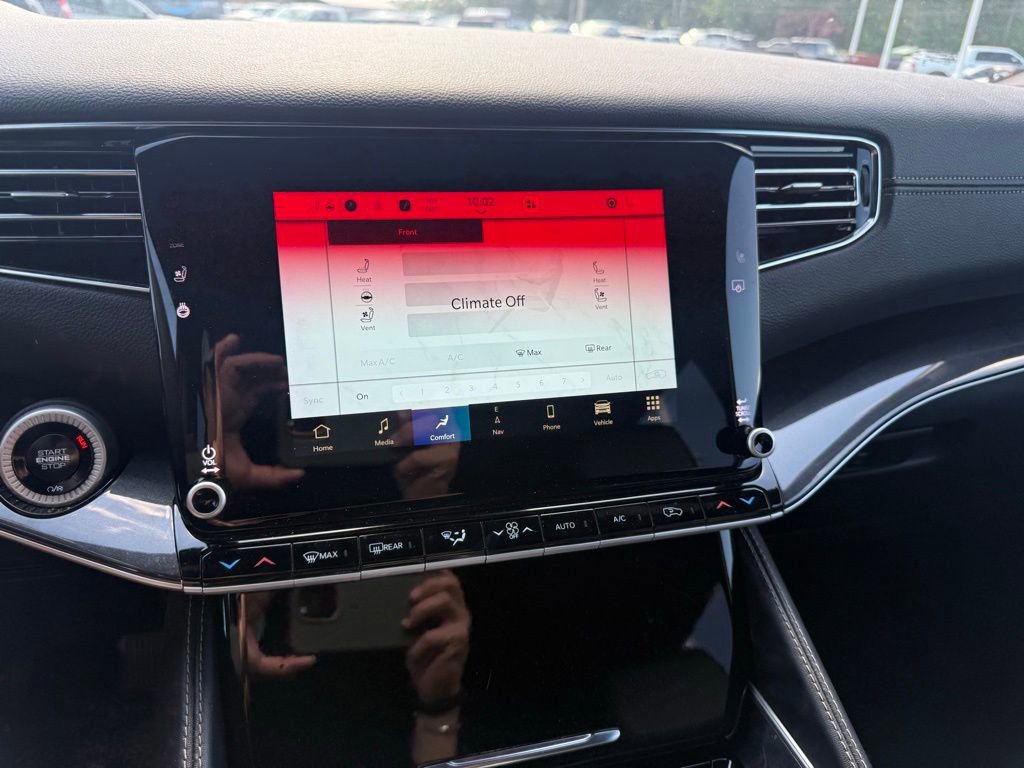 Used 2024 Jeep Wagoneer 4WD image 18