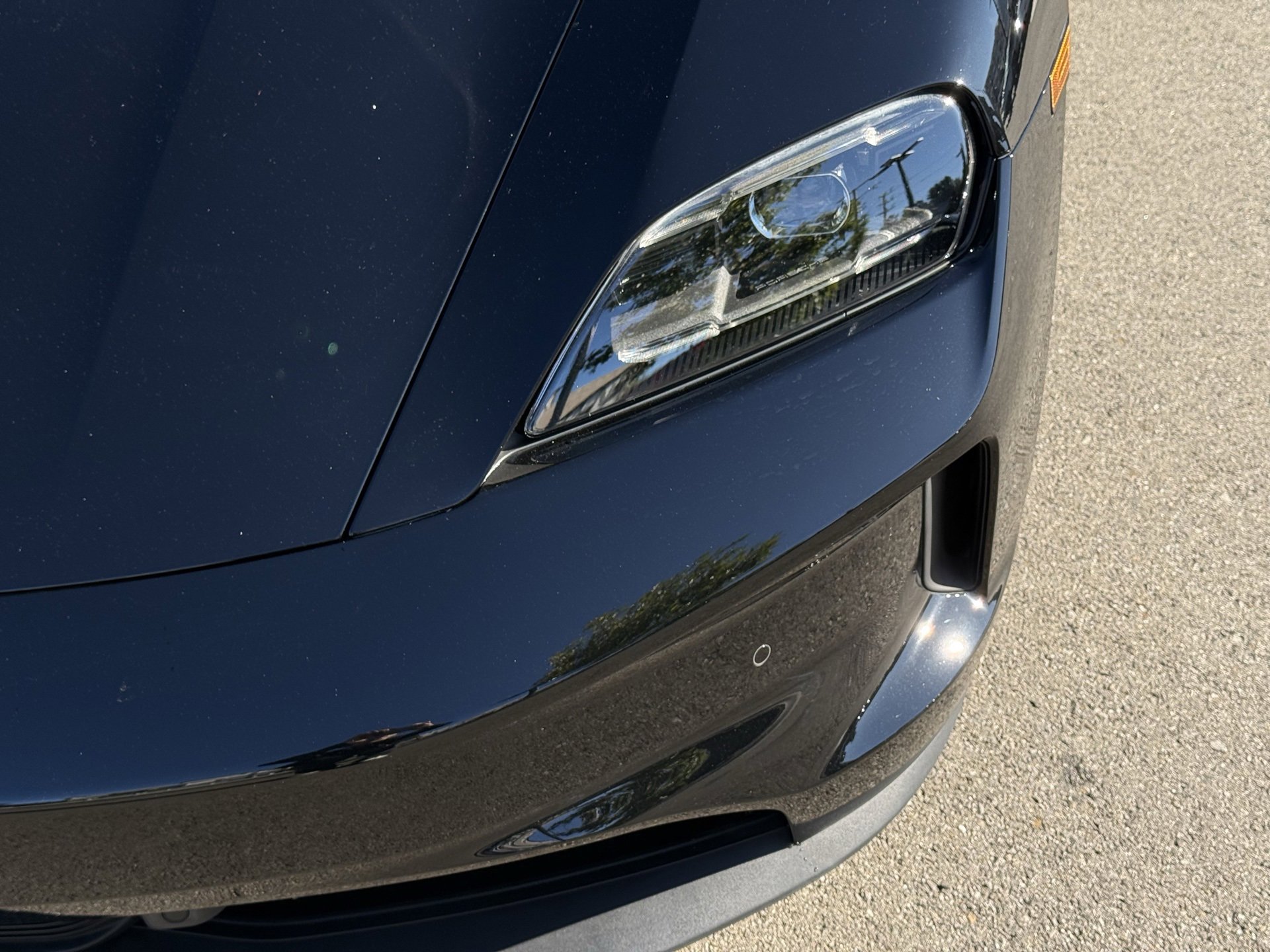 Used 2025 Porsche Taycan image 11