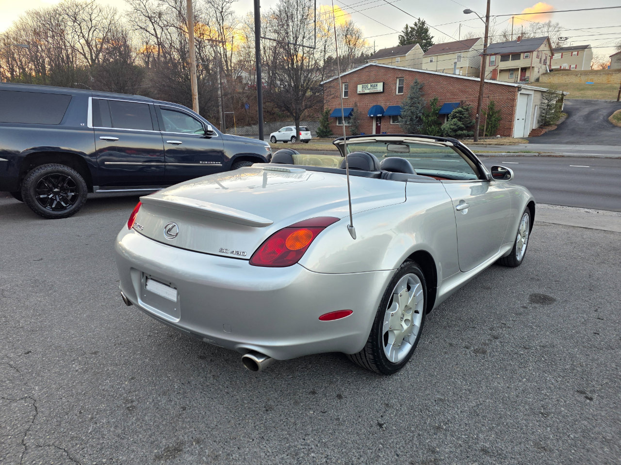Used 2005 Lexus SC 430 Convertible w/ Preferred Accessory Pkg image 5