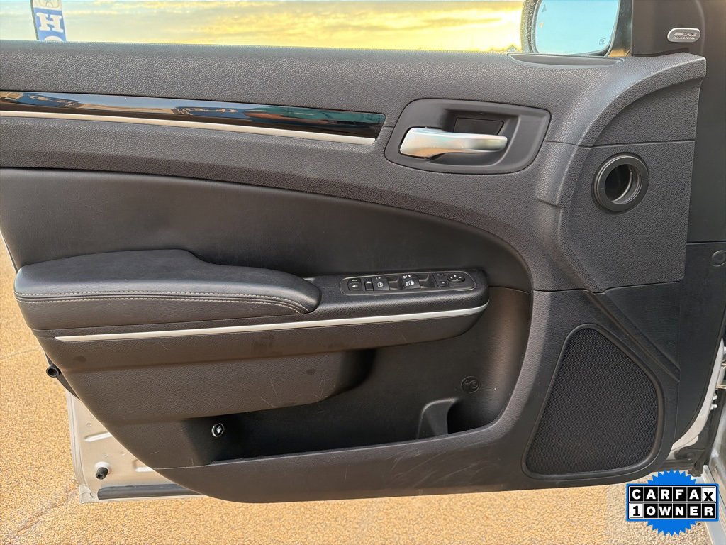 Used 2023 Chrysler 300 S image 12