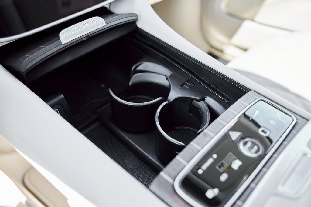 Used 2025 Mercedes-Benz Maybach EQS 680 4MATIC image 80