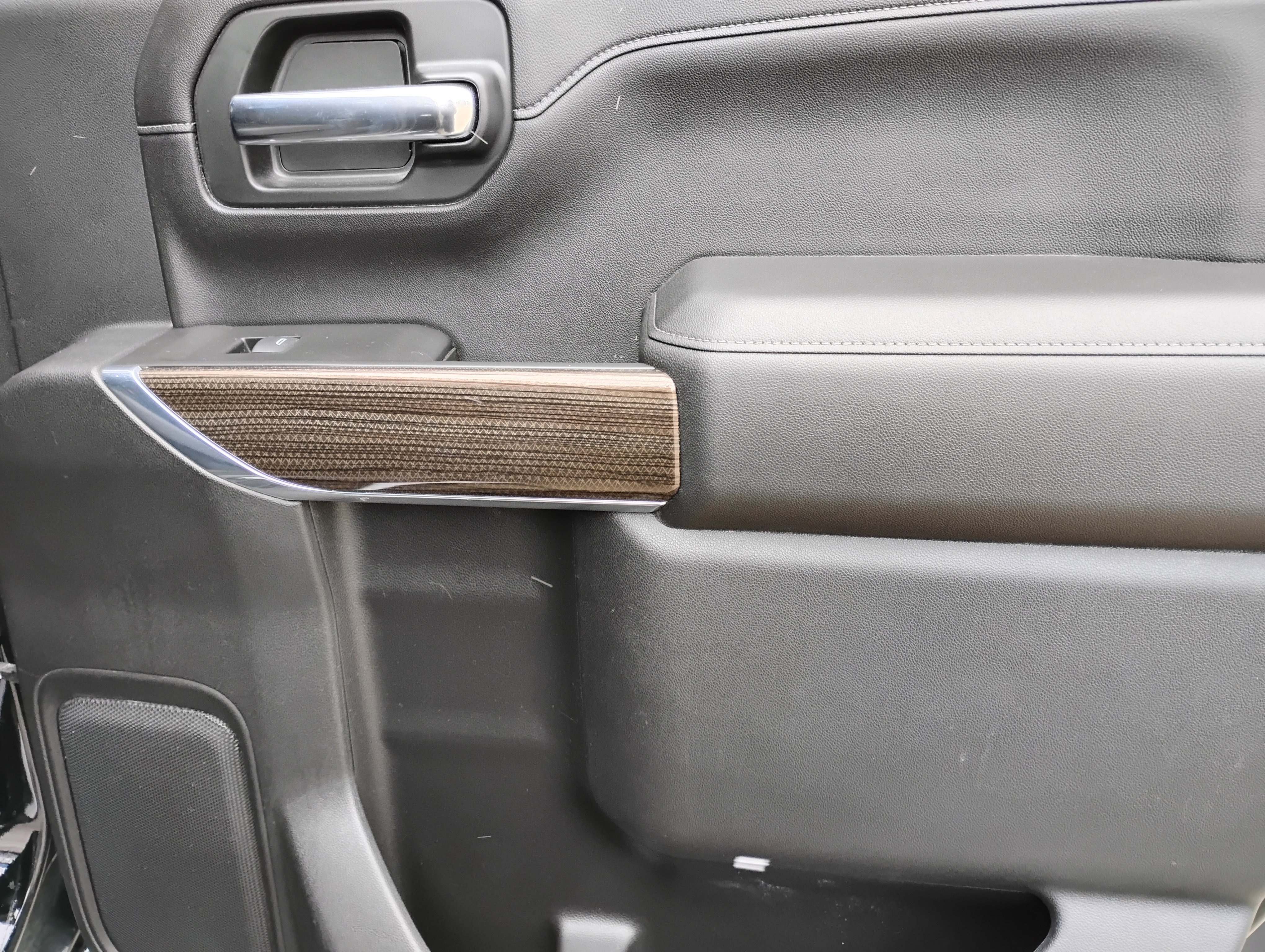 Used 2020 Chevrolet Silverado 1500 LT Trail Boss image 21