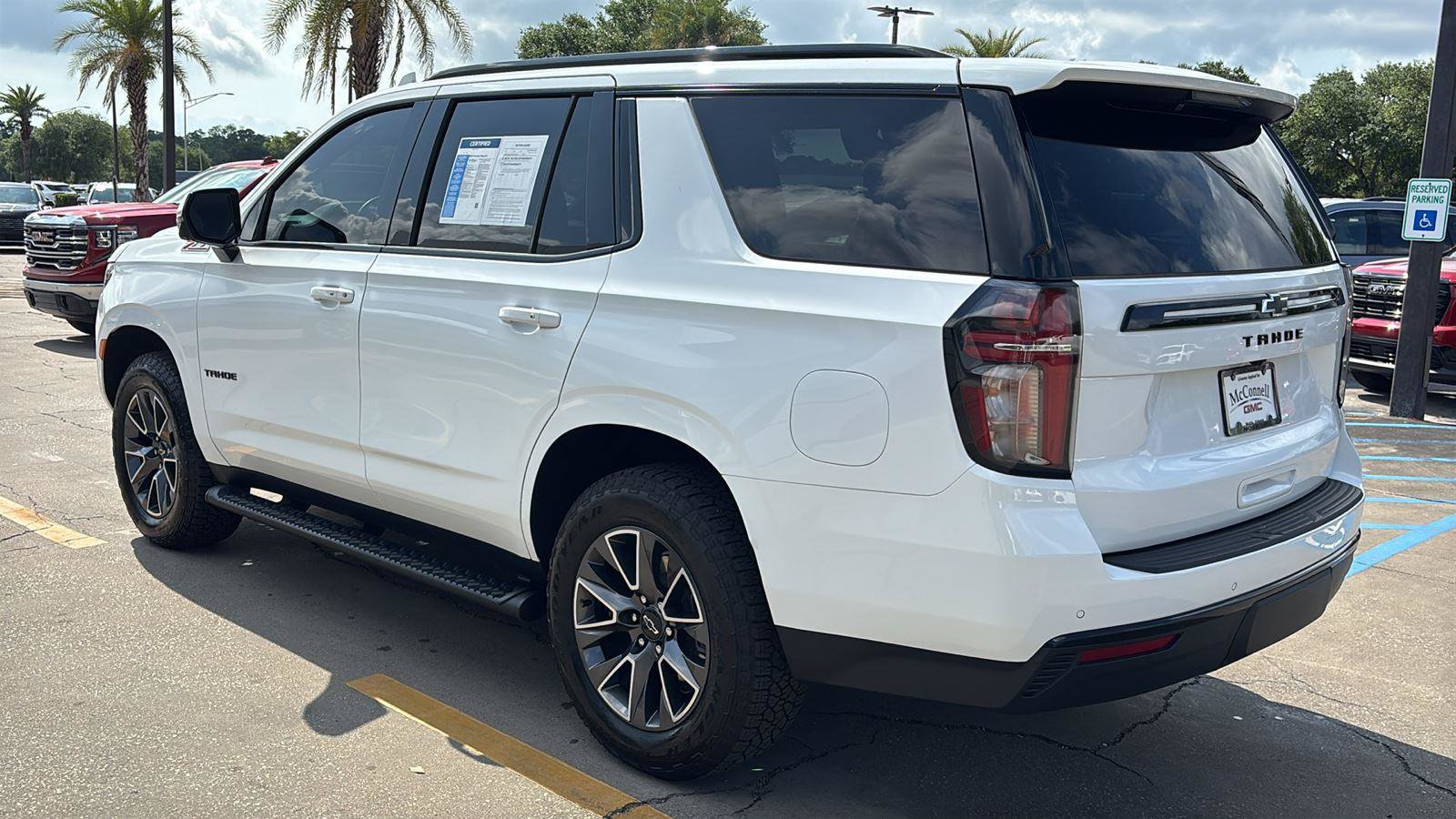 Certified 2023 Chevrolet Tahoe Z71 w/ Luxury Package AWD/4WD image 5