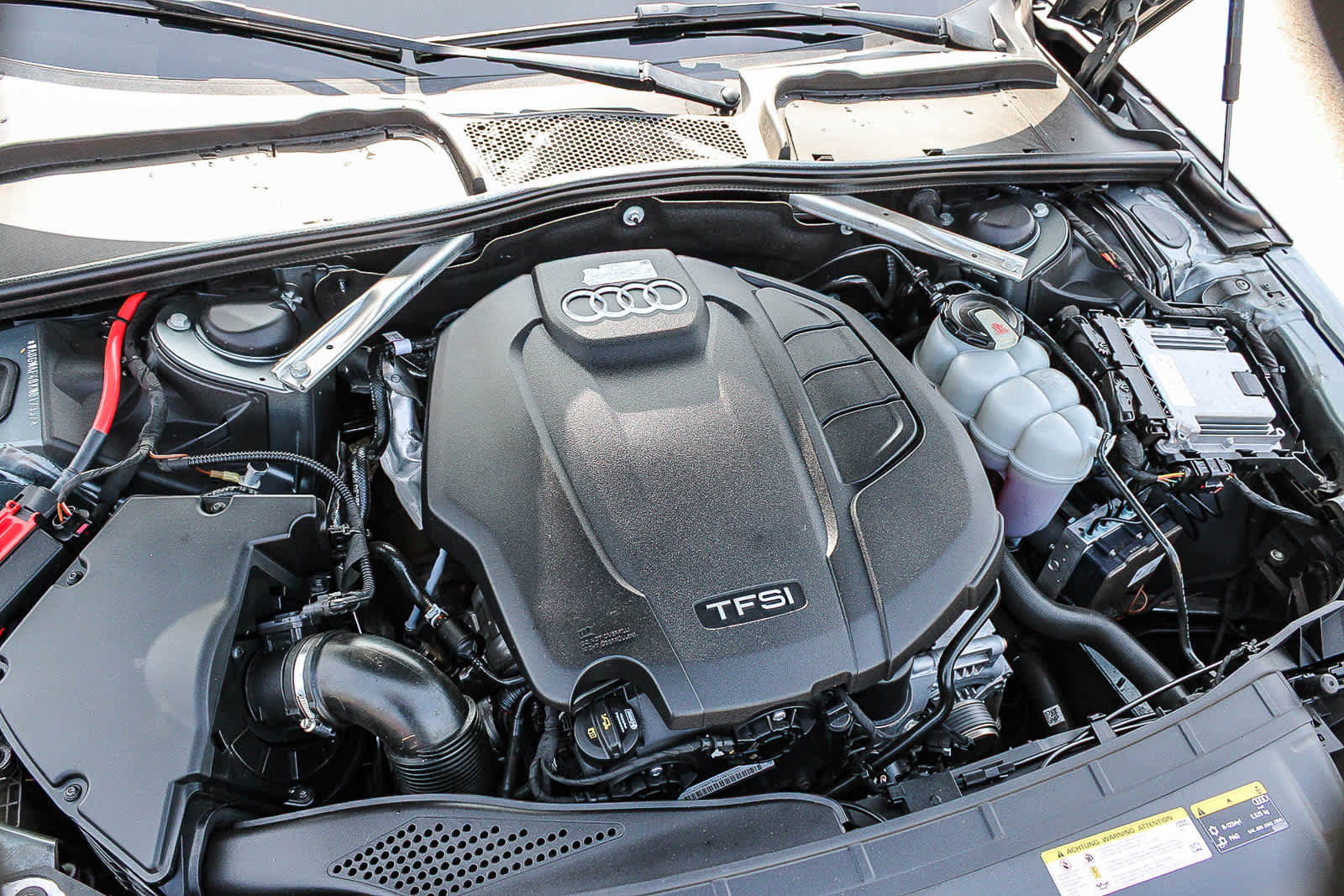 Used 2019 Audi A4 2.0T Premium FWD image 25