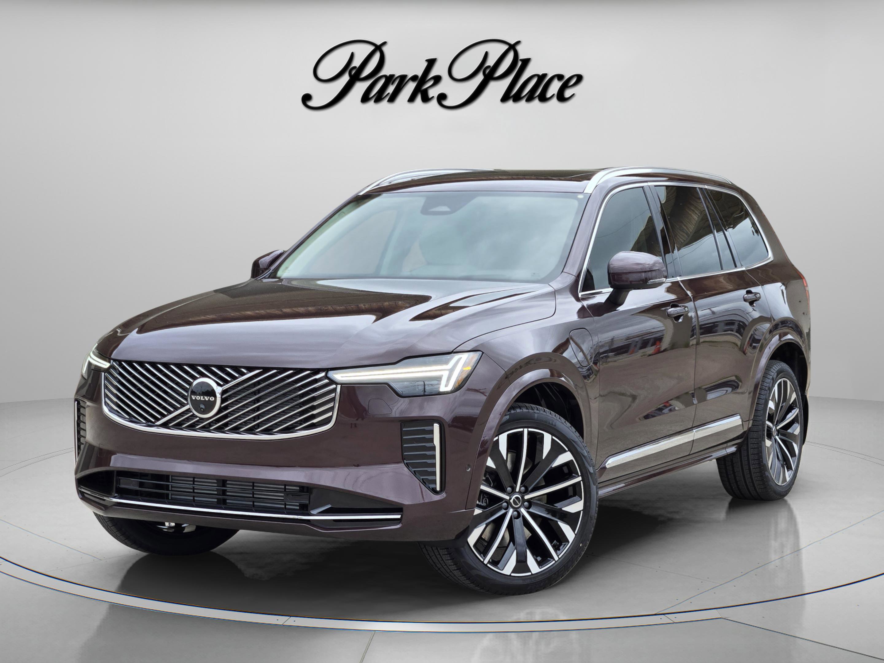 New 2026 Volvo XC90 T8 Ultra w/ Protection Package Premier image 1