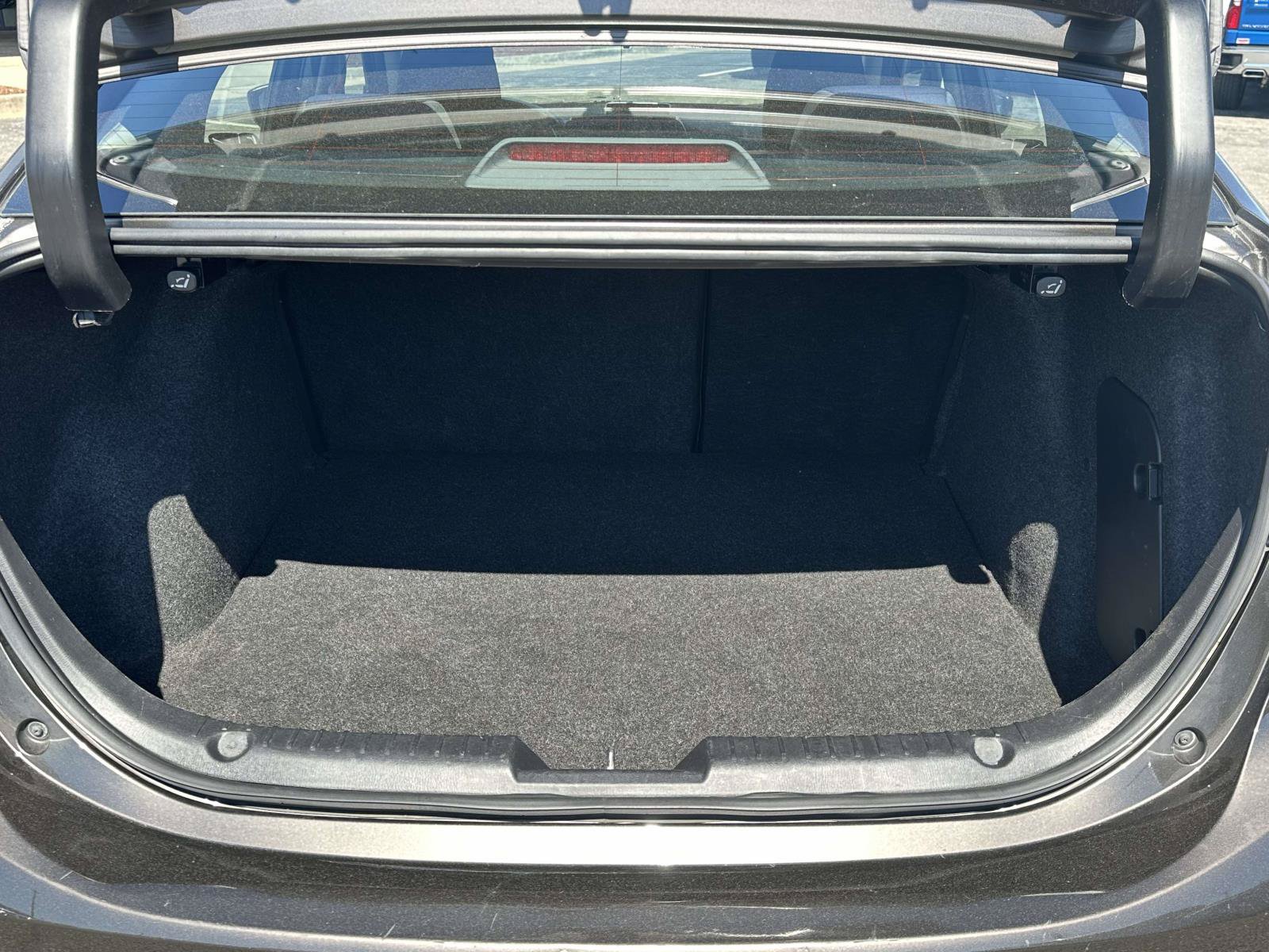 Used 2016 MAZDA MAZDA3 i Sport w/ Preferred Equipment Package FWD image 31